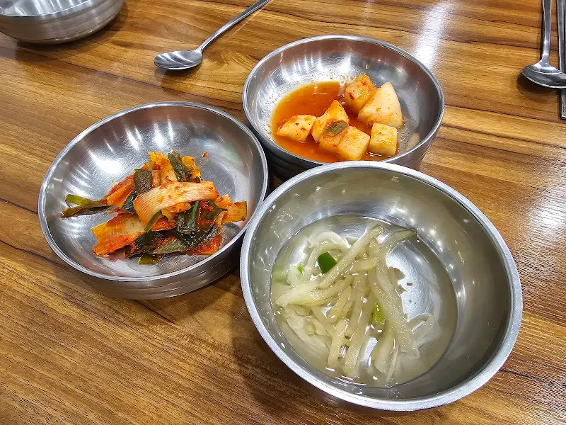 삼보어죽 밑반찬