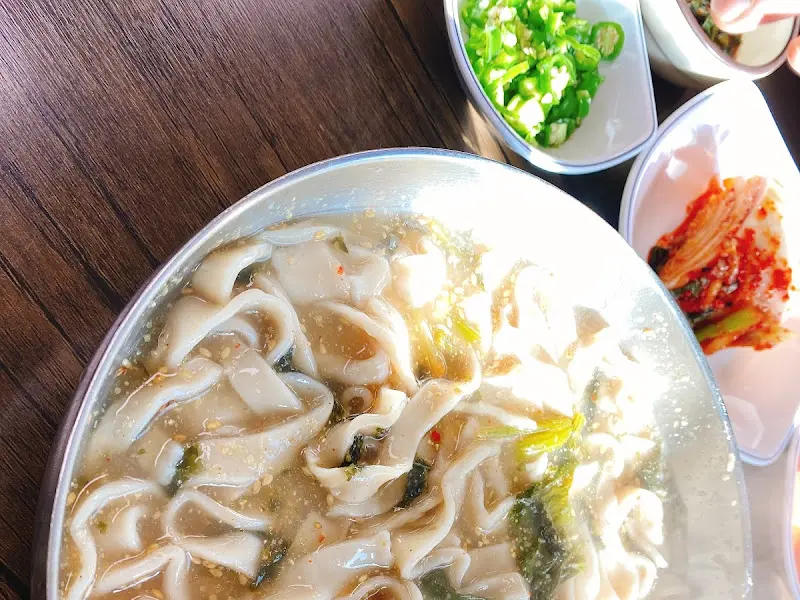 곁들여 먹는 반찬