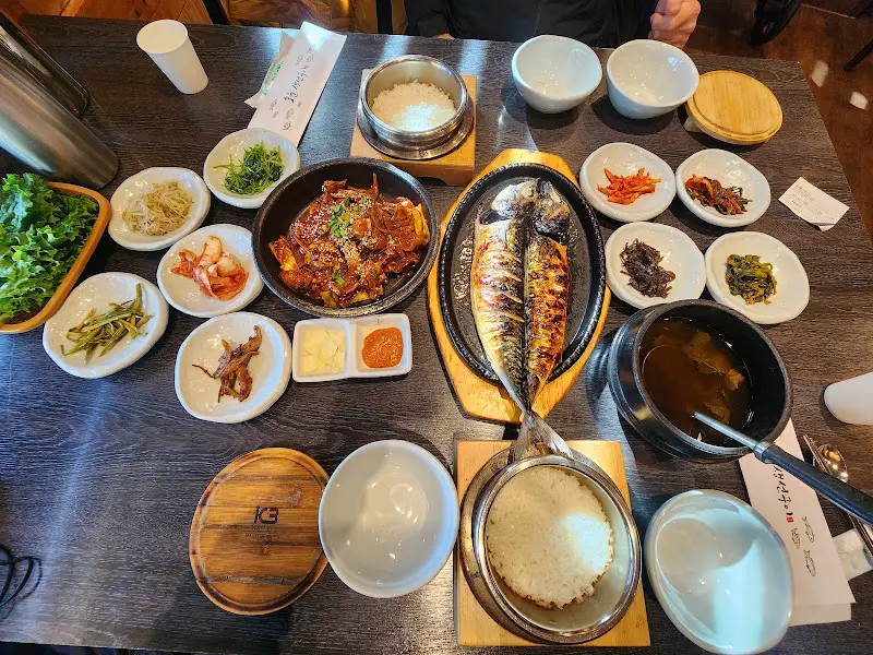 고등어 제육 세트 한상차림