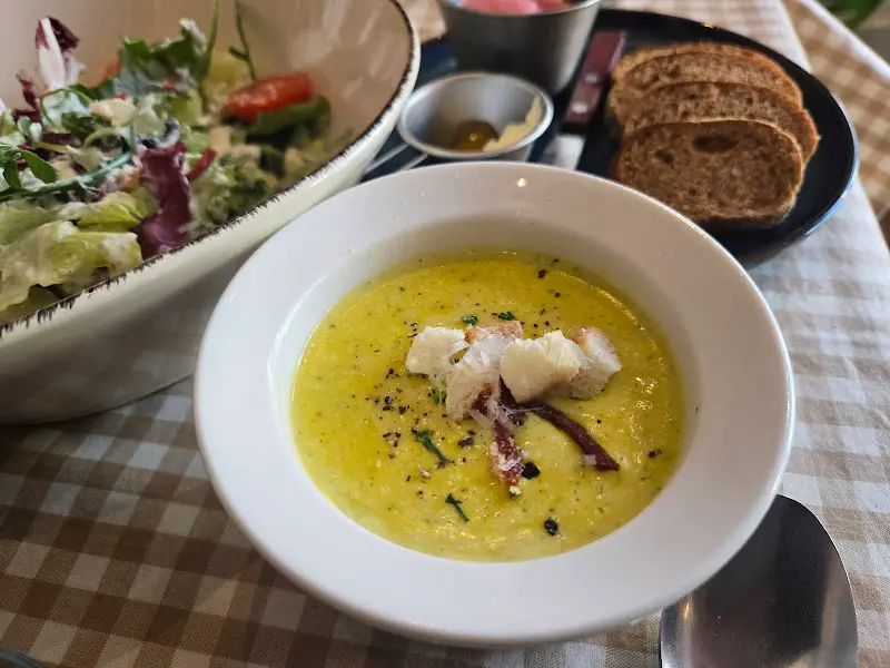 오늘의 수프와 식전빵