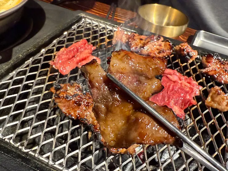 숯불에 구워먹는 소고기