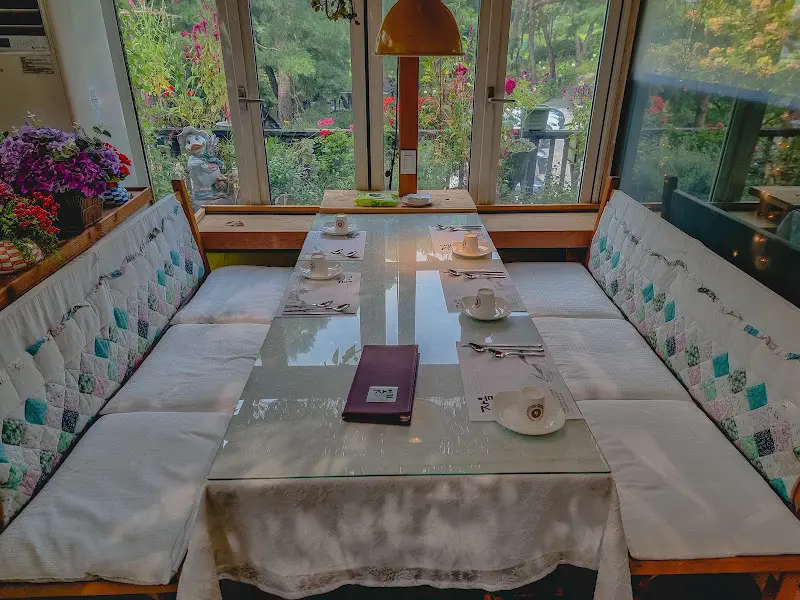 자올 내부 좌석