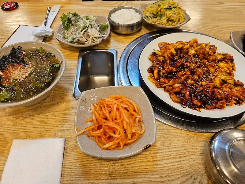 쭈꾸미 정식 한 상 차림