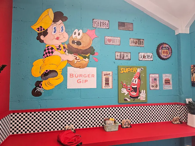 버거GIP 벽면 그림
