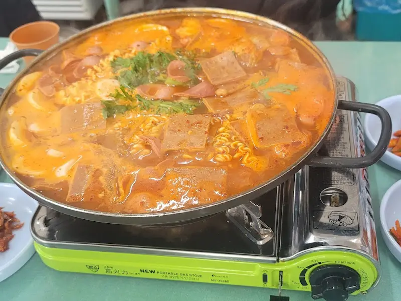 부대찌개 클로즈업
