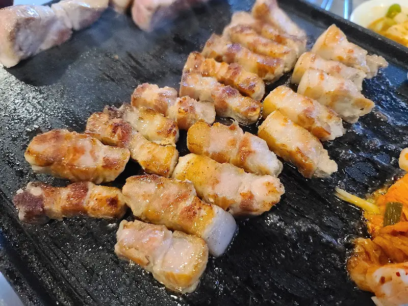 다리미로 누른 삼겹살