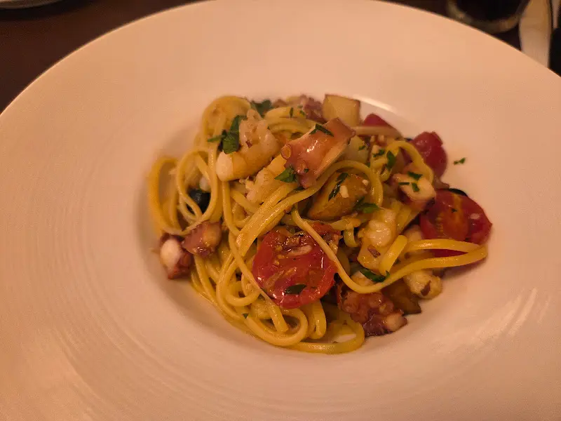 첸타니 문어 링귀니