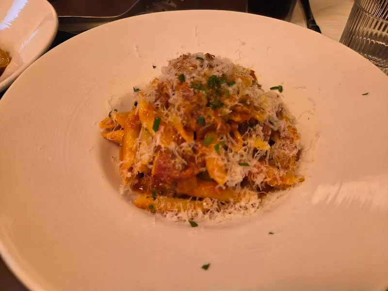 첸타니 파스타 근접샷