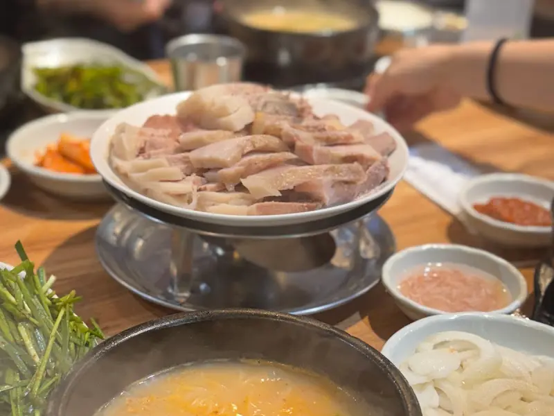 수육 디테일 샷