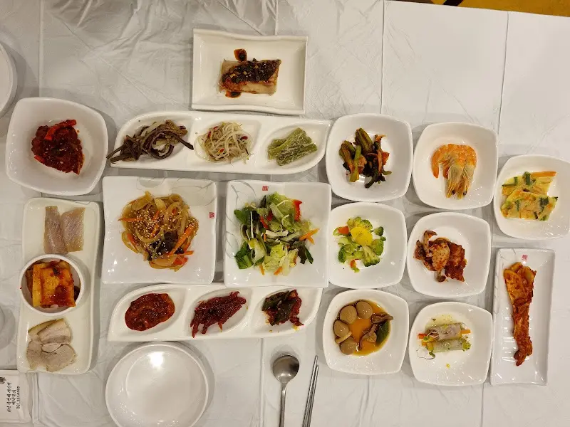 다채로운 곁들임 반찬