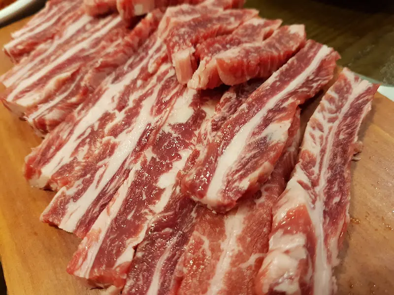 신선한 육회의 자태