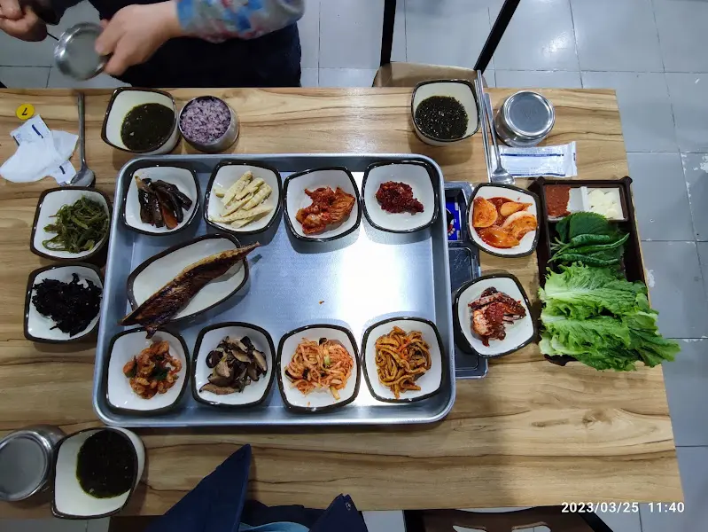 푸짐한 백반 한 상