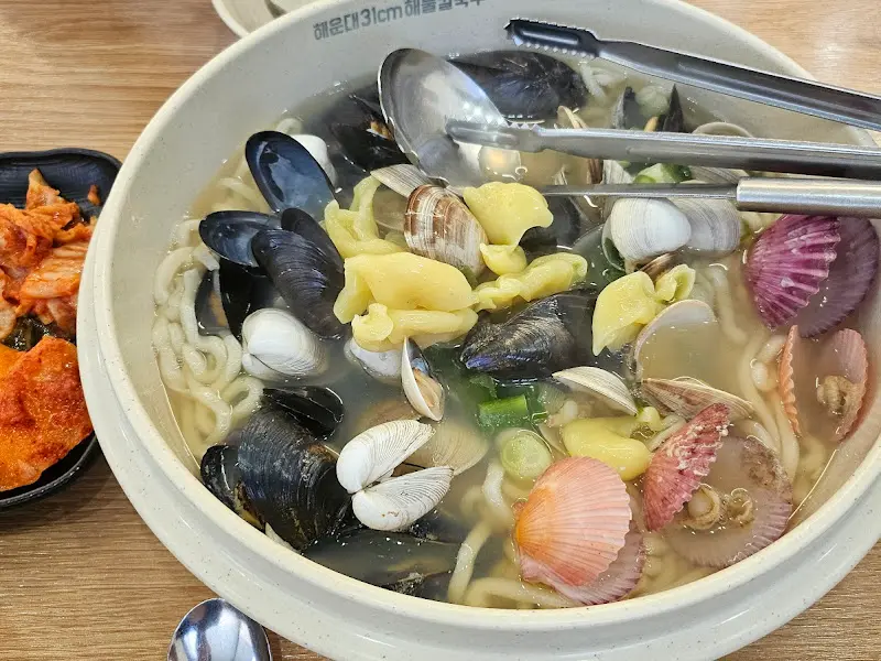 해물칼국수