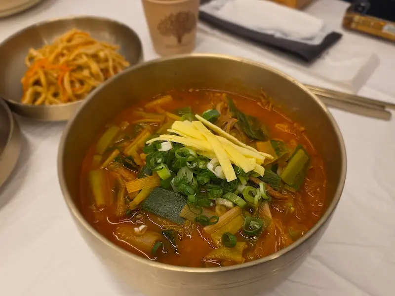 육개장 근접 사진