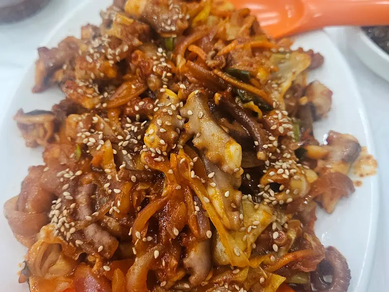 매콤한 낙지탕탕이