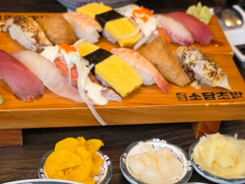 다채로운 초밥 모듬