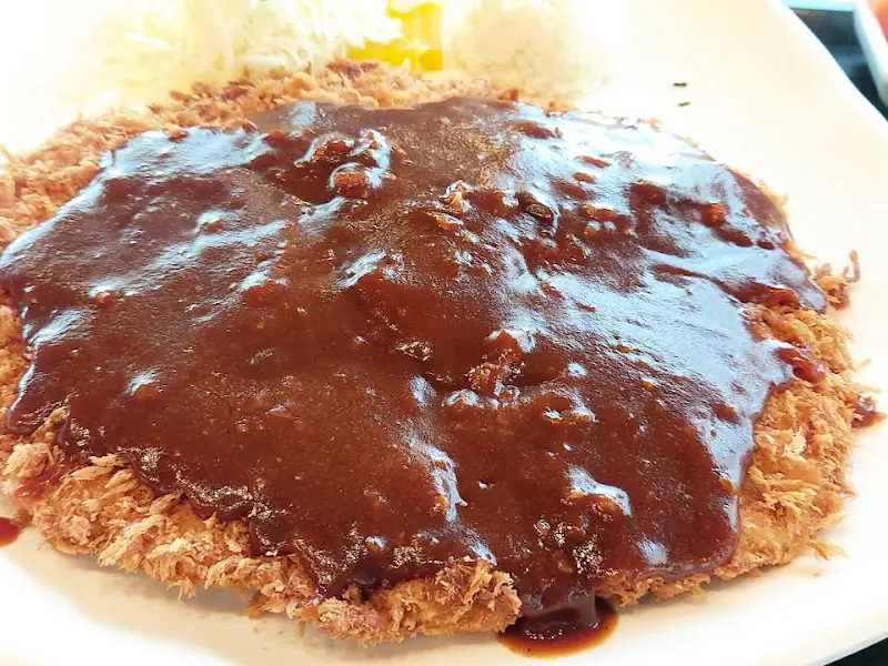 왕돈까스 소스 근접샷