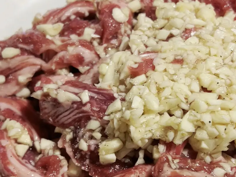 신선한 양념 갈비살