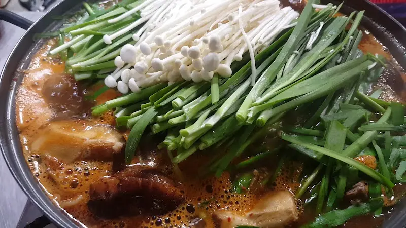 흑염소탕의 푸짐한 비주얼