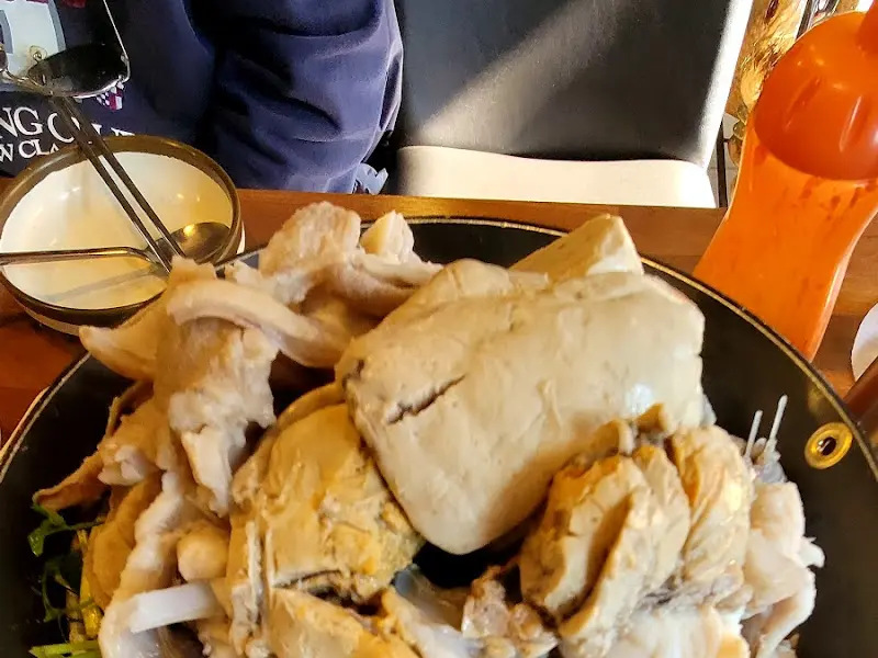 푸짐하게 담겨 나온 아귀수육