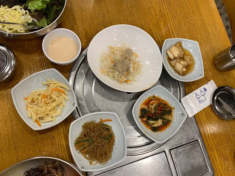 정갈한 기본 찬