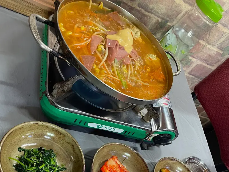 다시 봐도 군침이 도는 부대찌개