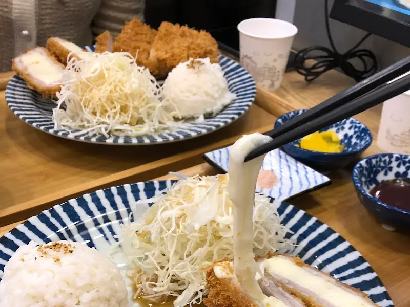 치즈 늘어나는 모습