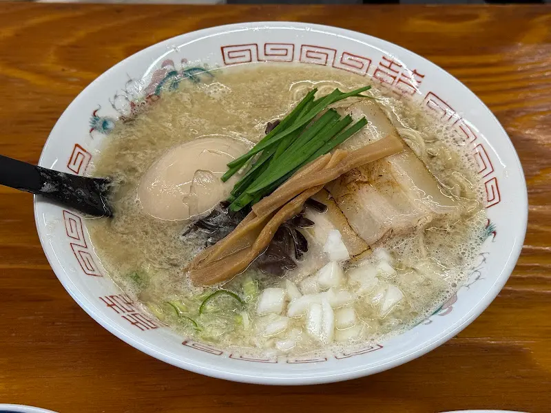 돈코츠소유라멘