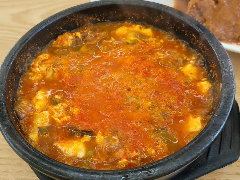 순두부 찌개 확대 샷