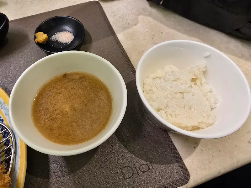 따뜻한 미소시루 한 그릇