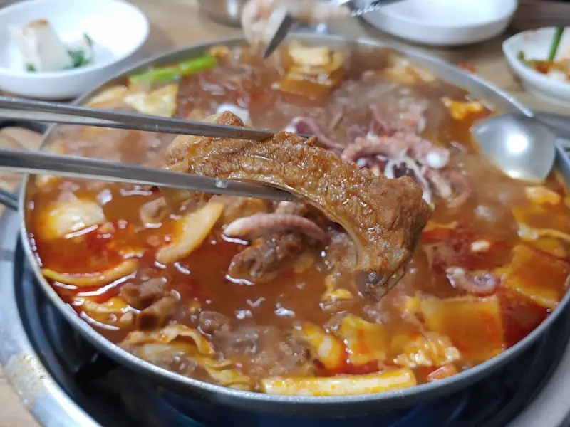 갈비 들어올리기