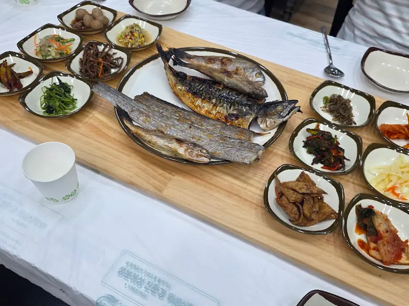 푸짐한 생선구이 정식 한 상 차림