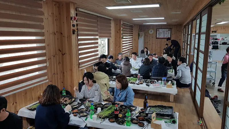 식당 내부 풍경