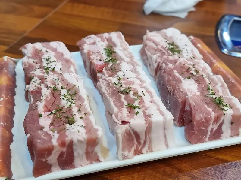 벌집 삼겹살 단독 샷