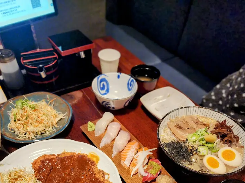 정갈하게 차려진 라온스시의 한 상