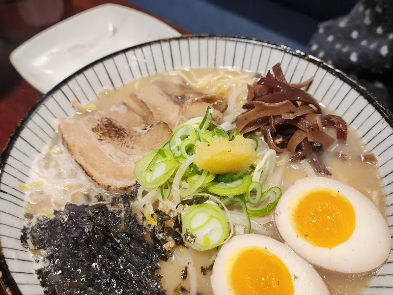 다양한 초밥 구성