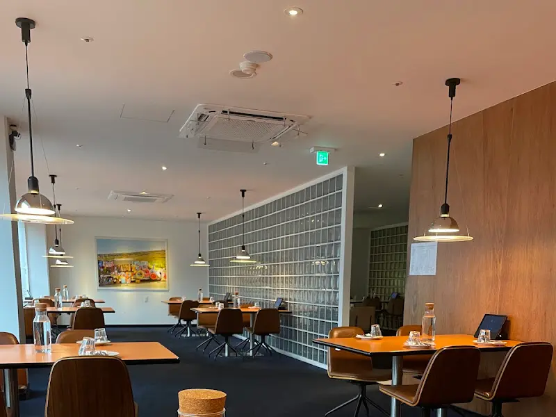 투파인드피터 내부 전경