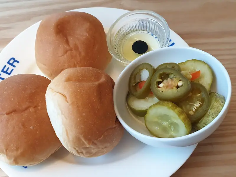 투파인드피터 외관