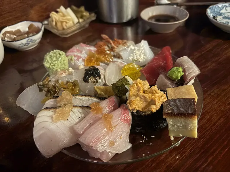 다채로운 사시미 한 상