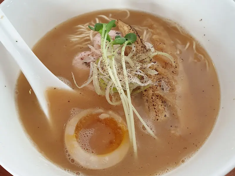 멘야로지 시오라멘