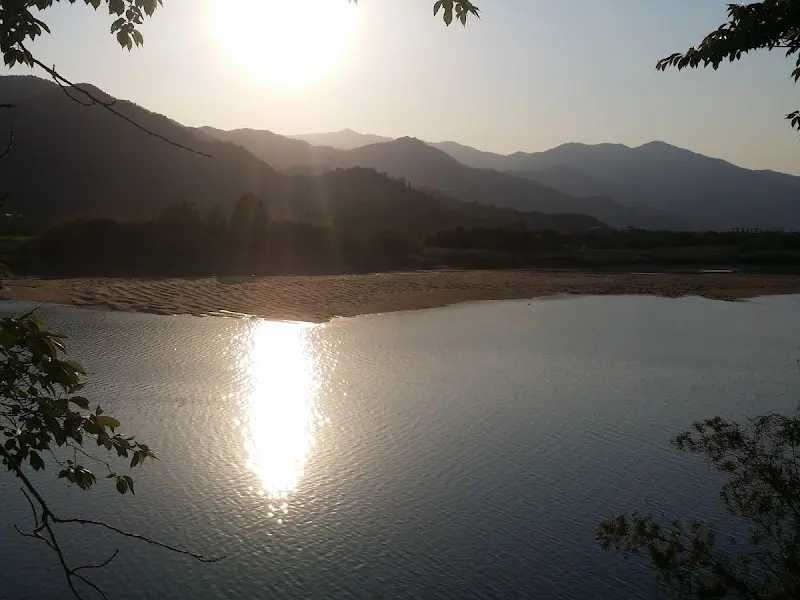 섬진강의 아름다운 노을