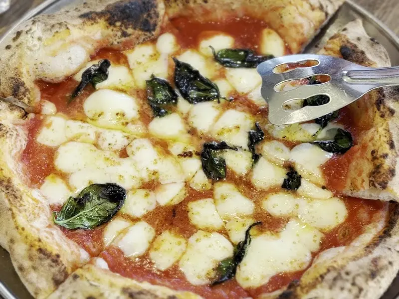 마르게리따 피자