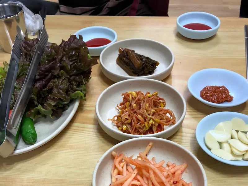 쭈꾸미와 함께 곁들여 먹는 밑반찬