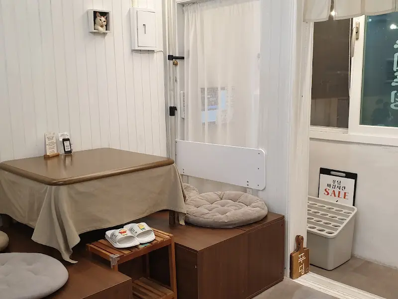 아늑한 분위기의 코타츠 좌석