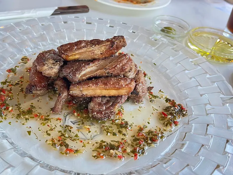 윤기가 흐르는 이베리코 구이