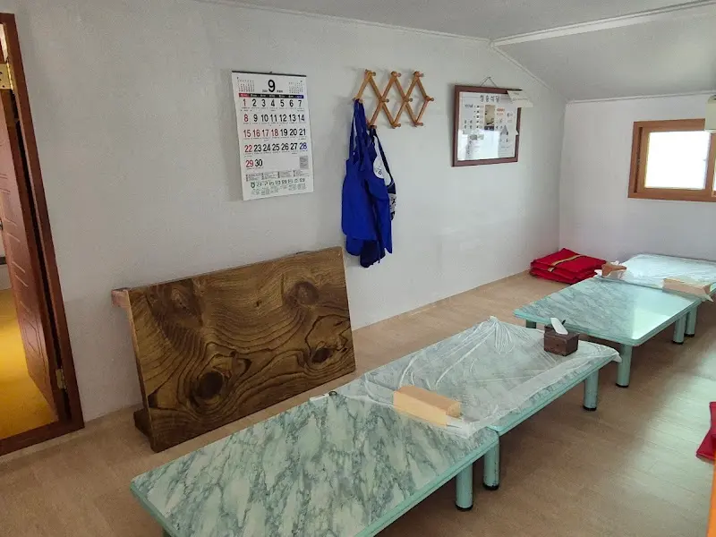 청송식당 내부 모습