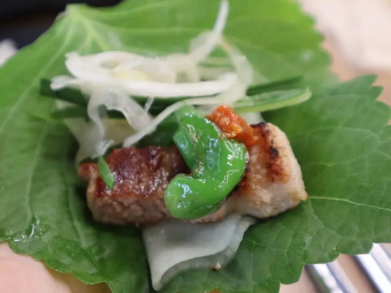 깻잎에 싸 먹는 갈비