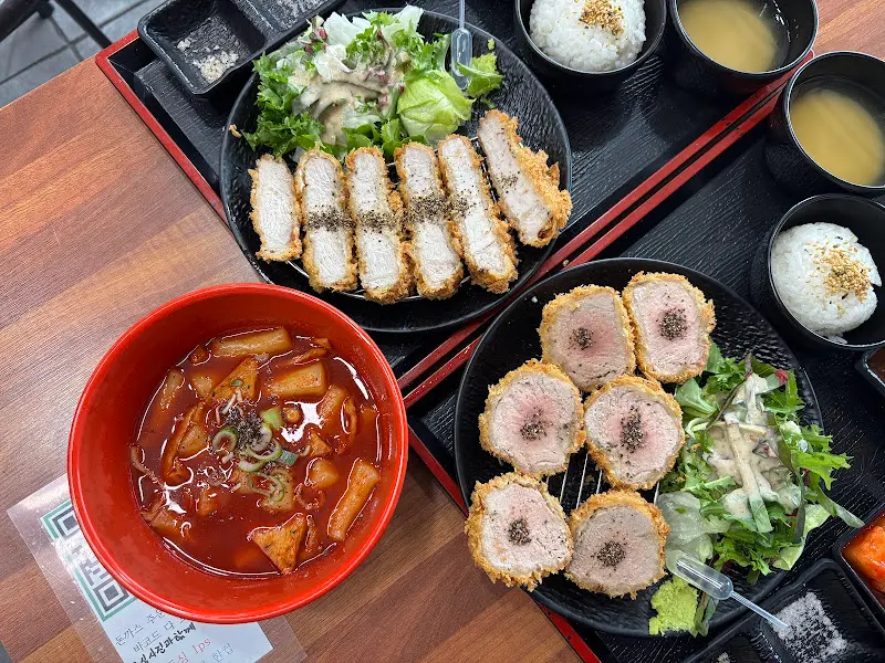 푸짐한 한 상 차림