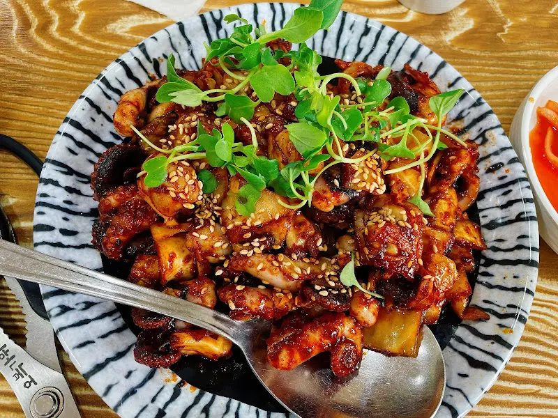 매콤한 쭈꾸미 볶음