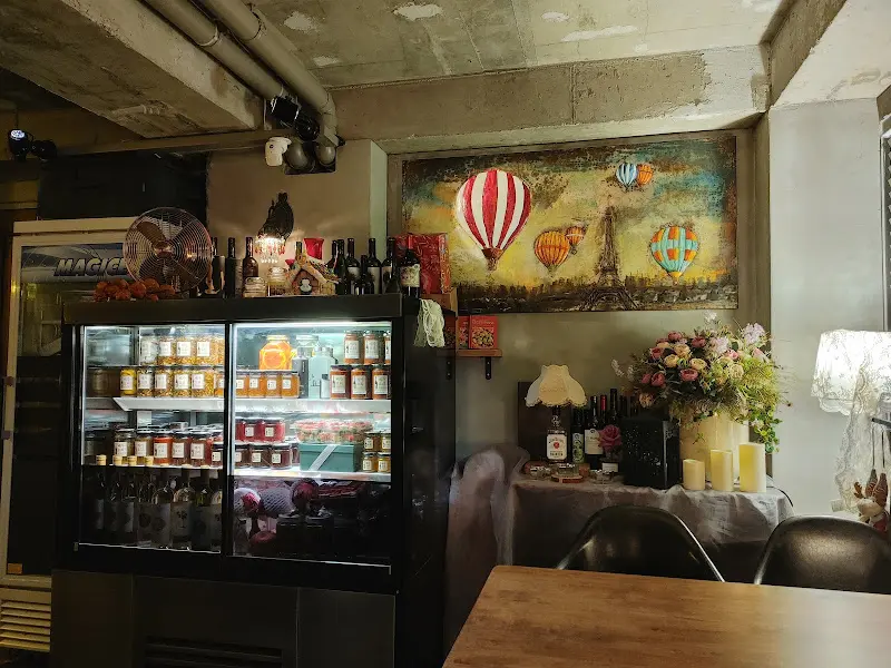 레스토랑 내부 전경